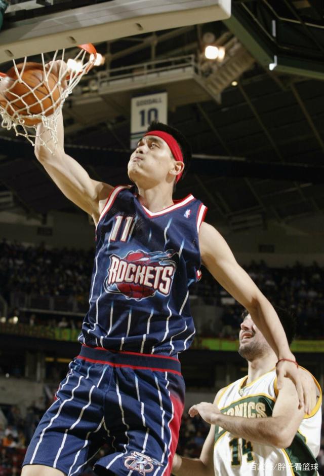 空中争顶时 空中争顶时