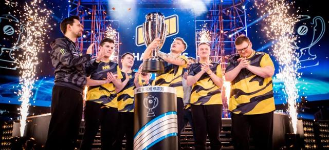 大众中的影 大众中的影