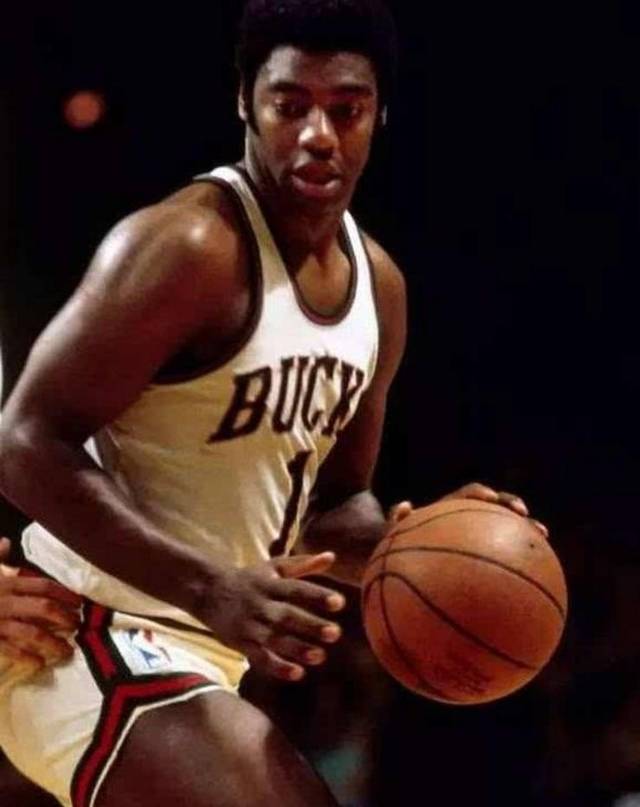 多的薪金空 多的薪金空