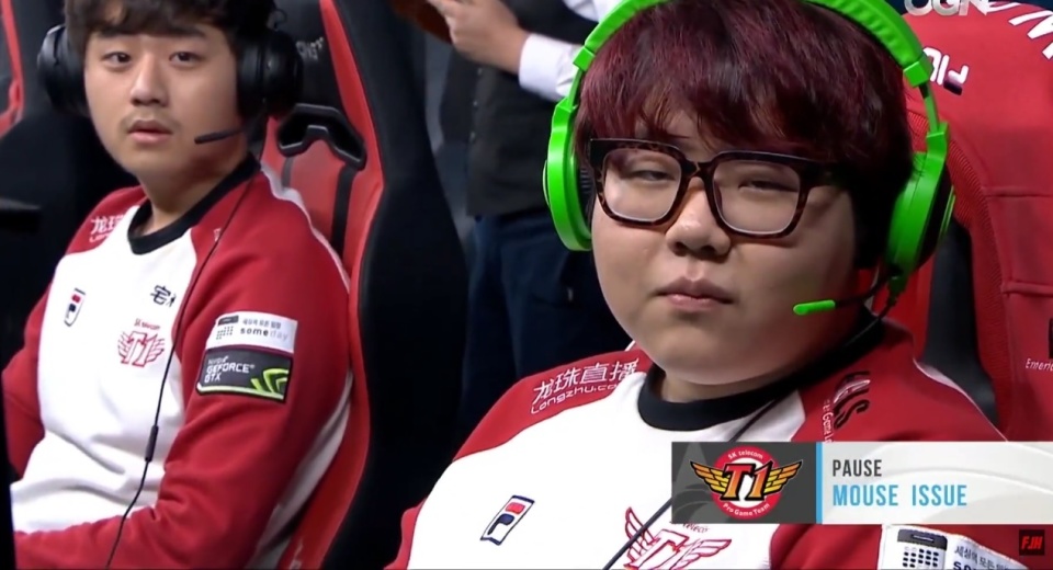 围绕詹姆斯 围绕詹姆斯